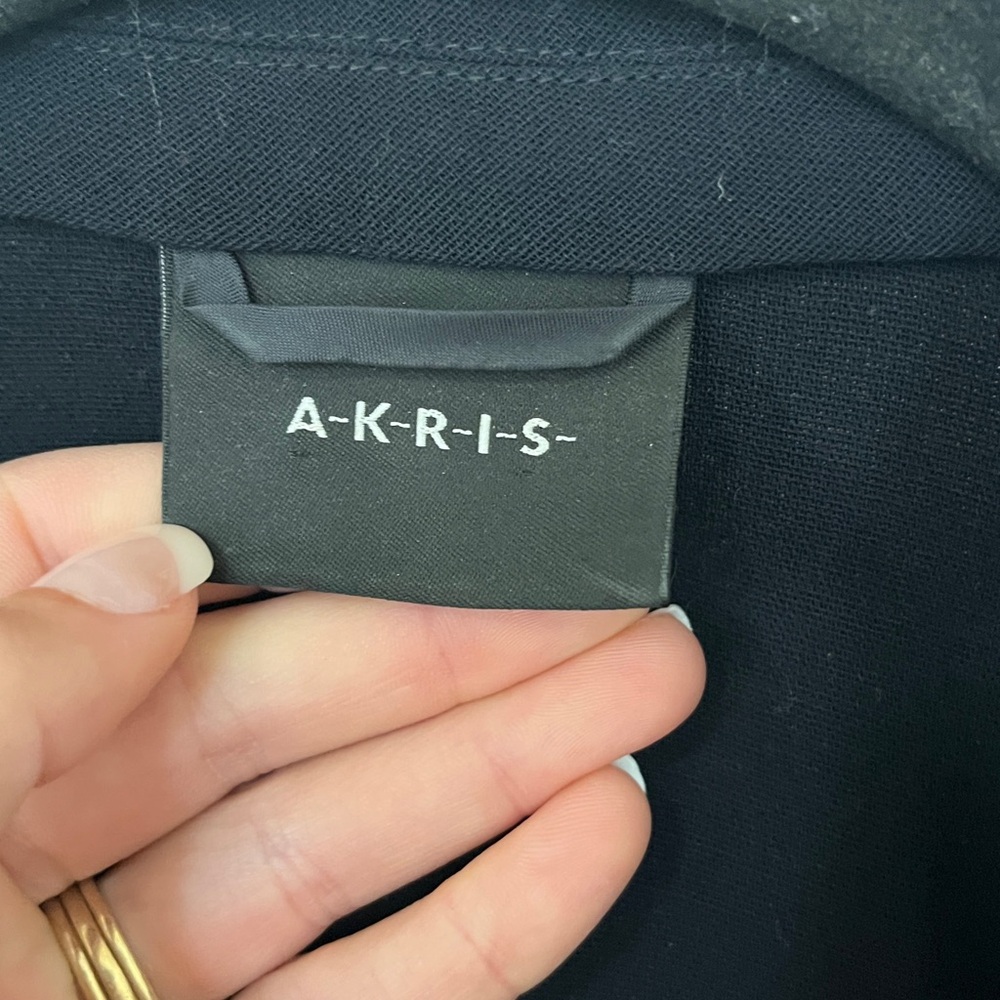 Akris Black Wool Peplum Hem French Cuff
 Women's Blazer size 10 - Picture 3 of 13